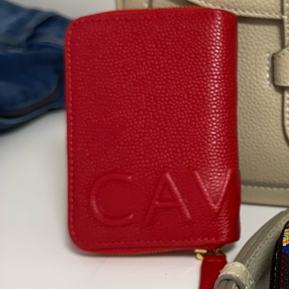 CAVANA New York Zippy Coin Purse in Red - Picture 3 of 3
